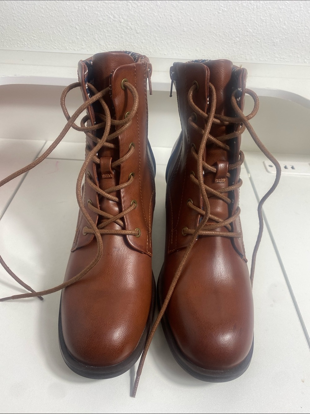 BareTraps Cognac Lace-Up Ankle Boot Size 9.5 - Picture 12 of 16